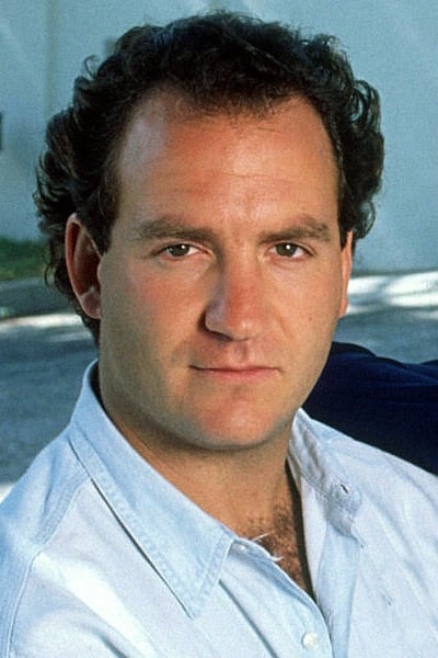 Charles Finch biography, age and filmography