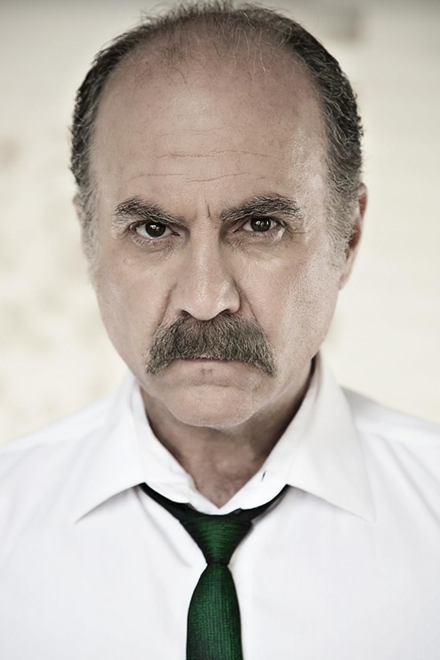 Steve Bannos Biography