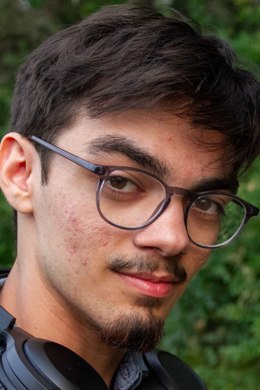 Eam Fox Biography