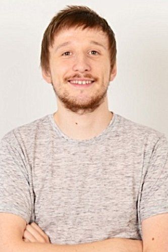 Sean Evans Biography