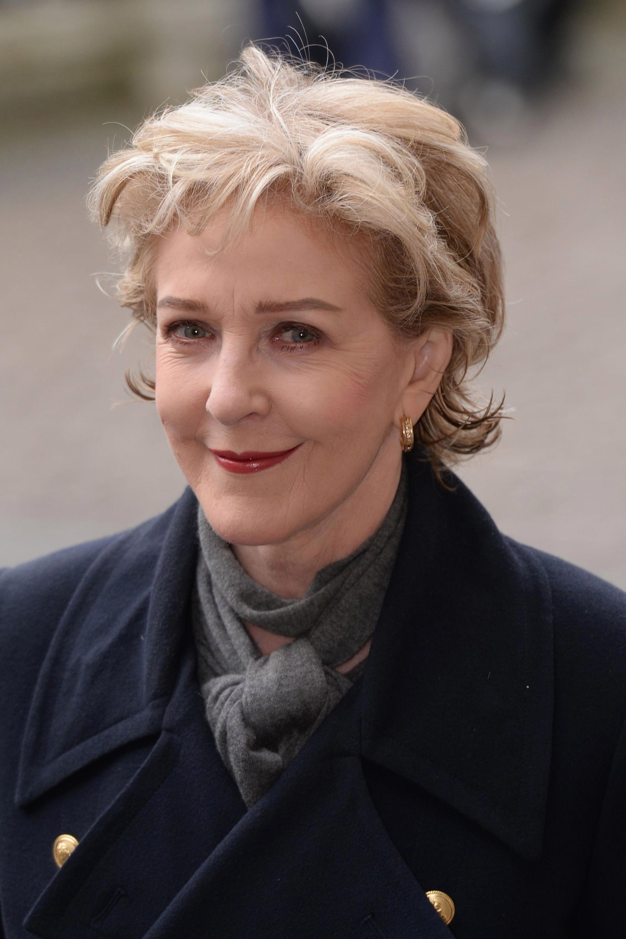 Patricia Hodge Biography