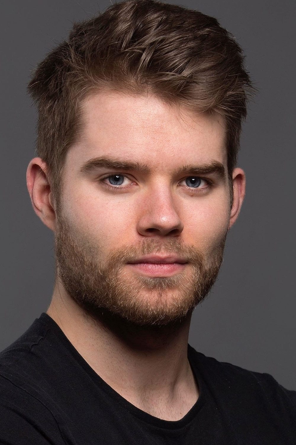 Ethan Taylor biography, age and filmography