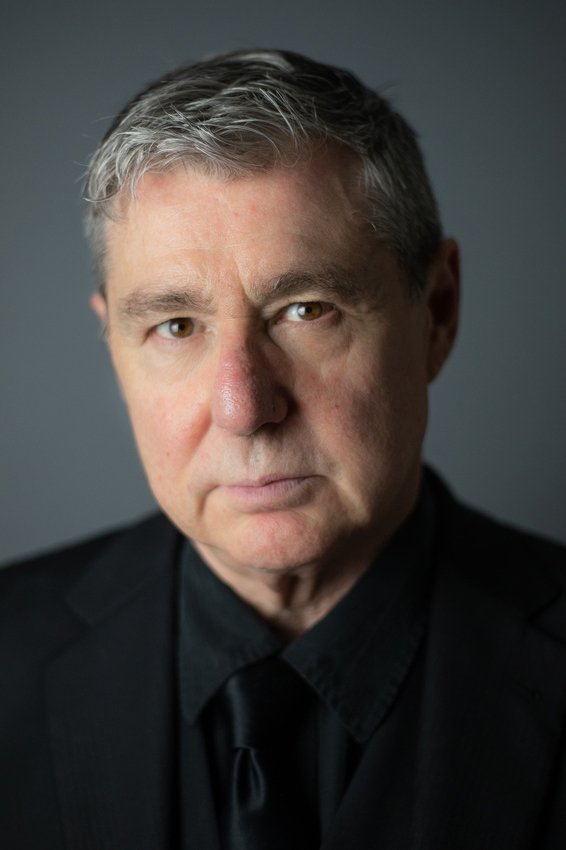 Greg Robbins Biography