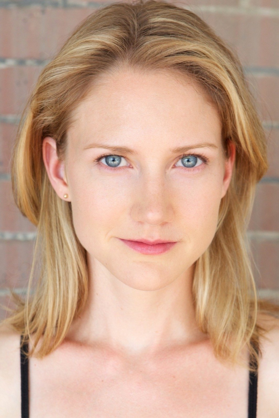 Sonja Bennett Biography