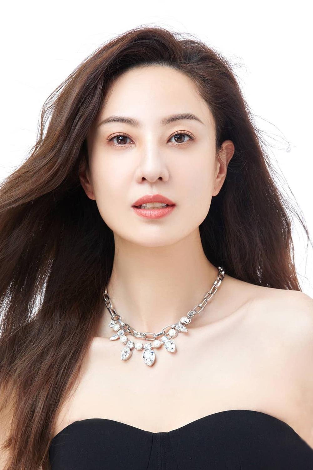 Yumiko Cheng