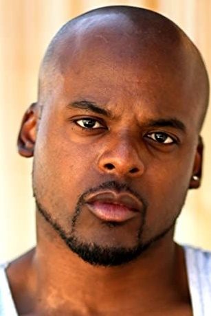 Dexter Bell Biography
