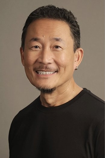 Doug Chiang Biography