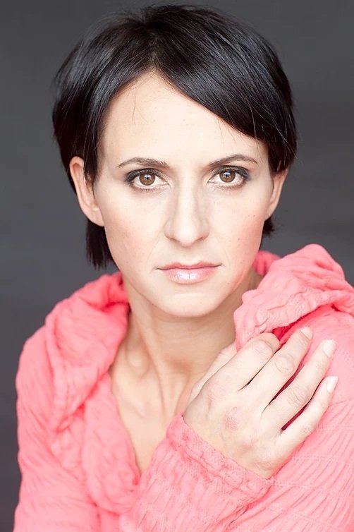 Dayna Grant Biography