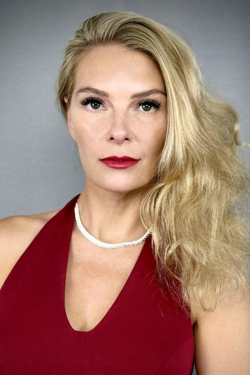 Regina Seifert biography, age and filmography