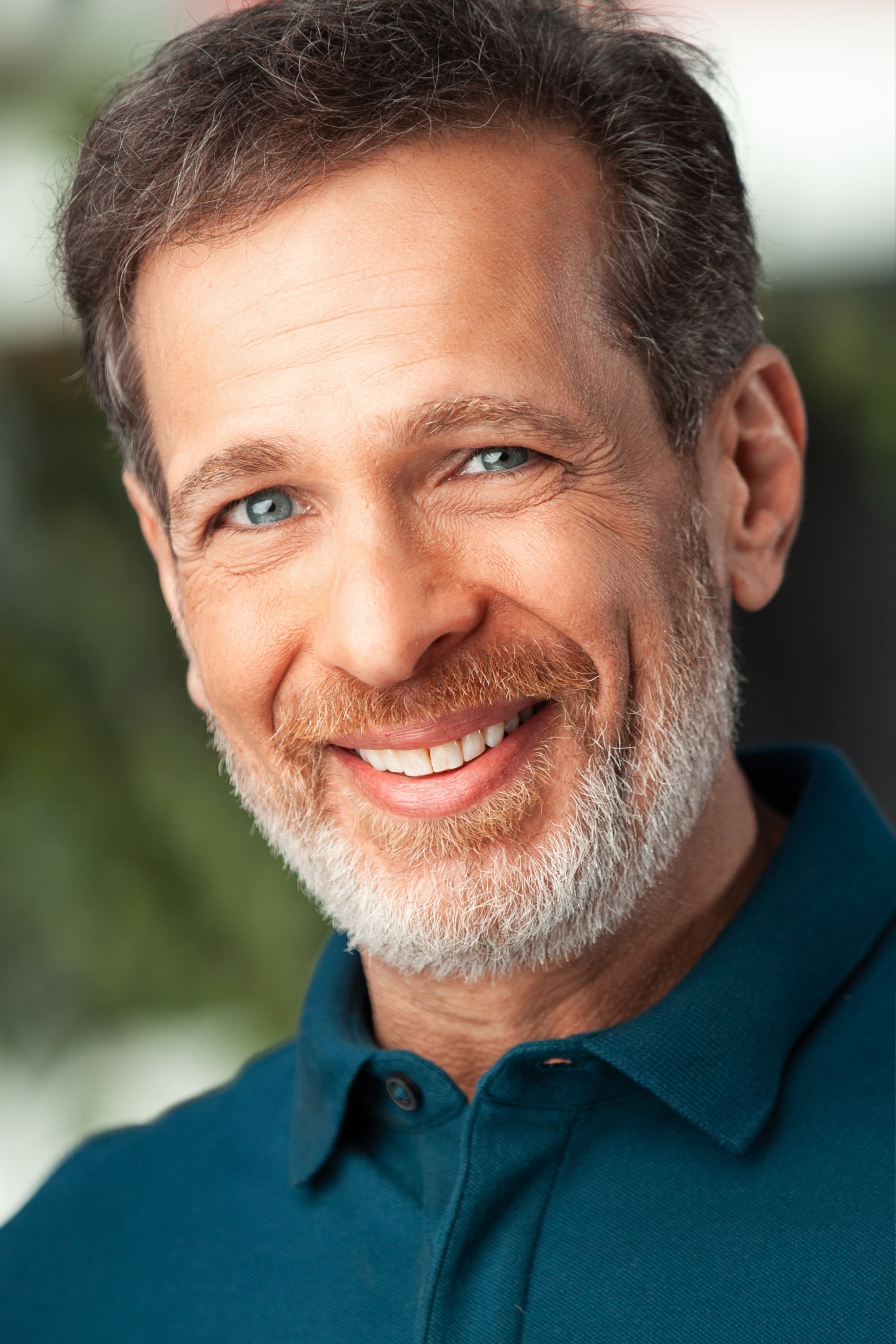 Michael Gordin Shore Biography