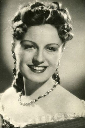 Éva Szörényi Biography, Age, and Wiki
