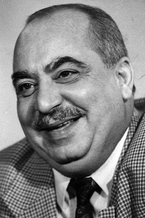 Yashar Nuri Biography