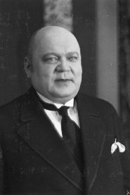 Heikki Välisalmi biography, age and filmography