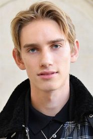 Levon Hawke biography, age and filmography