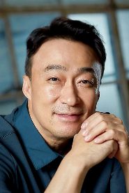 Lee Sung-min biography, age and filmography