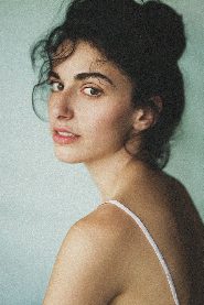 Deborah Aroshas biography, age and filmography