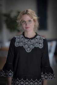 Amy Scott biography, age and filmography