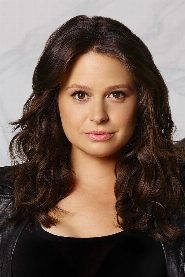 Katie Lowes biography, age and filmography