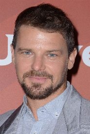 Nathan Phillips biography, age and filmography