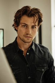 Austin Woods biography, age and filmography