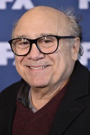 Danny DeVito biography, age and filmography