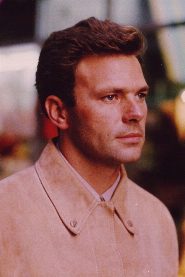 Derek Cracknell biography, age and filmography