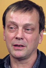 Olivier Mauvezin biography, age and filmography