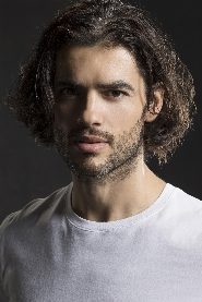 Nik Xhelilaj
