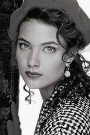 Shalom Harlow biography, age and filmography