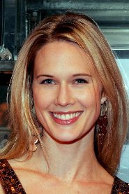 Stephanie March biography, age and filmography