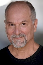 John Kapelos biography, age and filmography