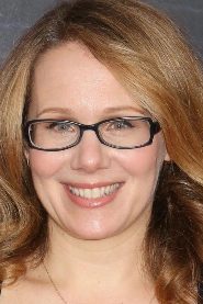 Dana Fox biography, age and filmography