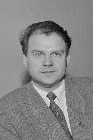 Tikhon Khrennikov biography, age and filmography