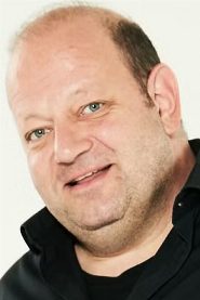 Mikkel Vadsholt biography, age and filmography