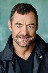 David S. Lee biography, age and filmography