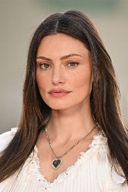 Phoebe Tonkin biography, age and filmography