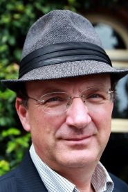 Peter Andrikidis biography, age and filmography