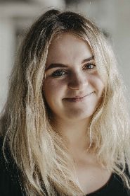 Merili Laur biography, age and filmography