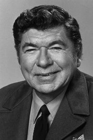 Claude Akins biography, age and filmography
