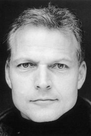 Robert Lewis