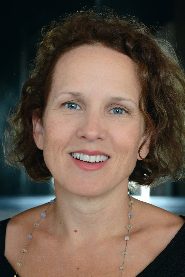Jennifer Dundas biography, age and filmography