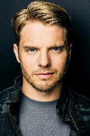 David Paetkau biography, age and filmography