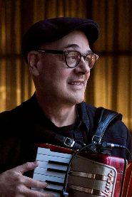 Charles Giordano biography, age and filmography