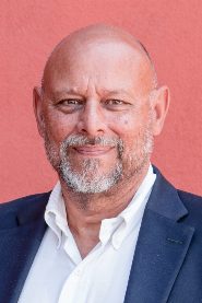 Jeff Atik biography, age and filmography