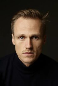Tobias Carlsson biography, age and filmography