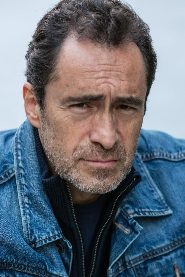 Demián Bichir