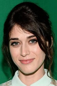 Lizzy Caplan biography, age and filmography