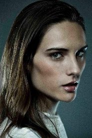 Mallory Thompson biography, age and filmography