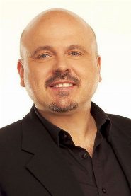 Walter Afanasieff biography, age and filmography