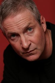 Oliver Muirhead biography, age and filmography